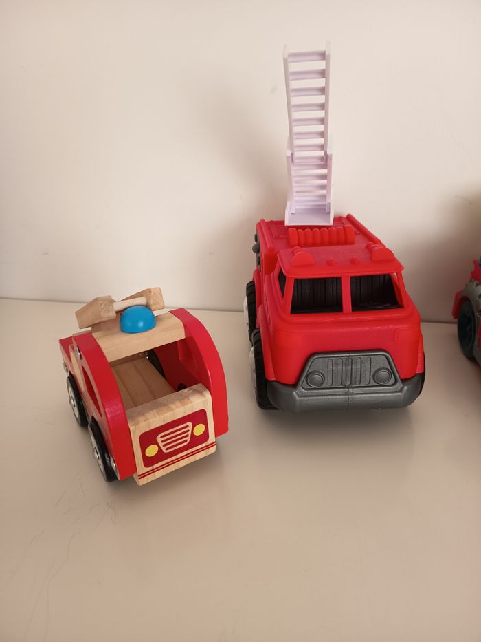 Lot de plusieurs véhicules - photo numéro 3