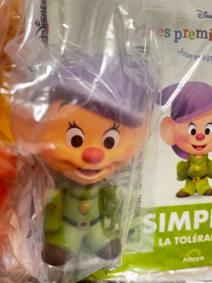 Livre Disney mes premiers amis sous blister - photo numéro 2