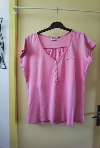 T-shirt rose kiabi 46/48
