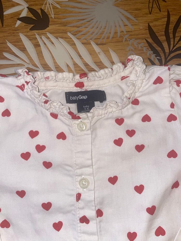 Combinaison blanche à cœurs rouges babygap bb 3-6 mois - photo numéro 6