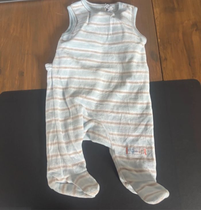 Lot de 5 pyjamas en 1 mois - photo numéro 8