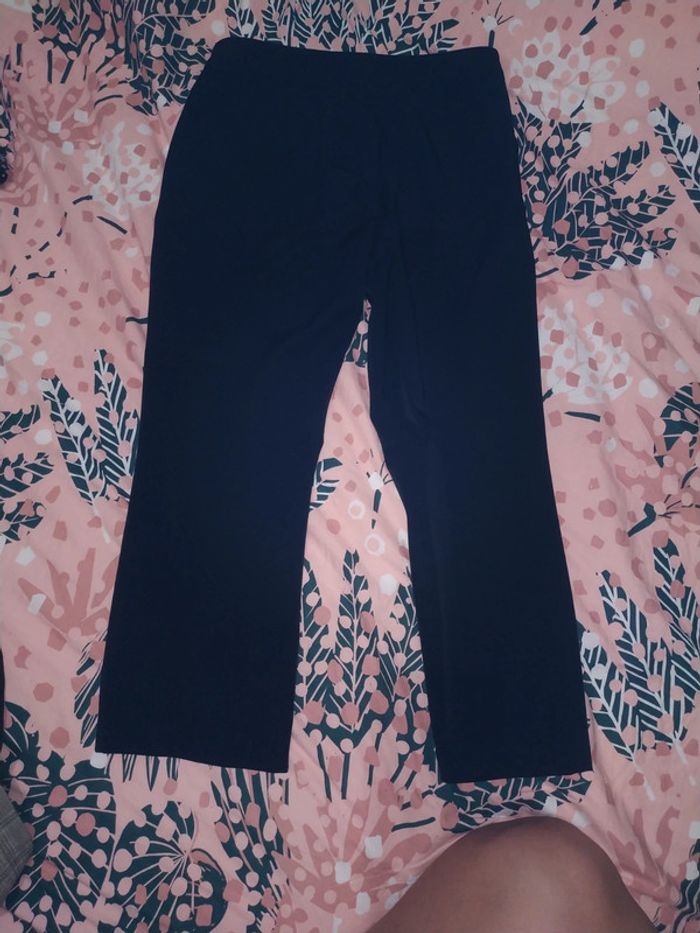 Pantacourts à pinces taille 38-40 - photo numéro 2