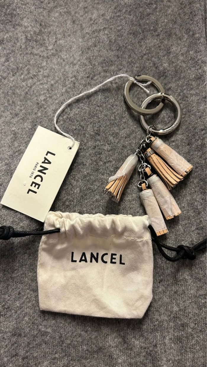 Porte-clés Lancel 5 mini pompons neuf / bijoux pour sac - photo numéro 5