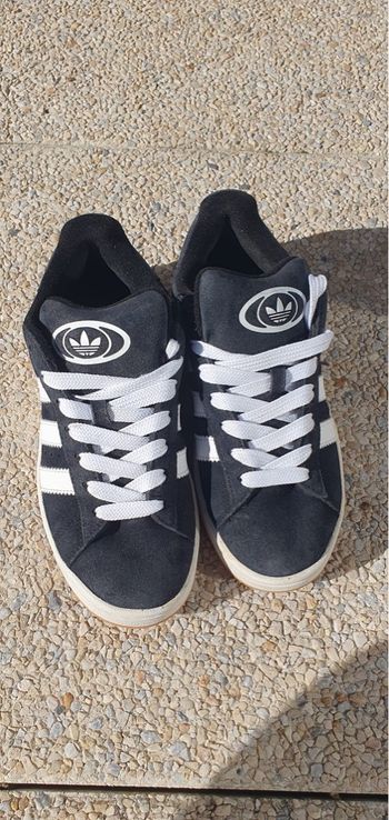 Adidas campus noir et blanc taille 38 2/3