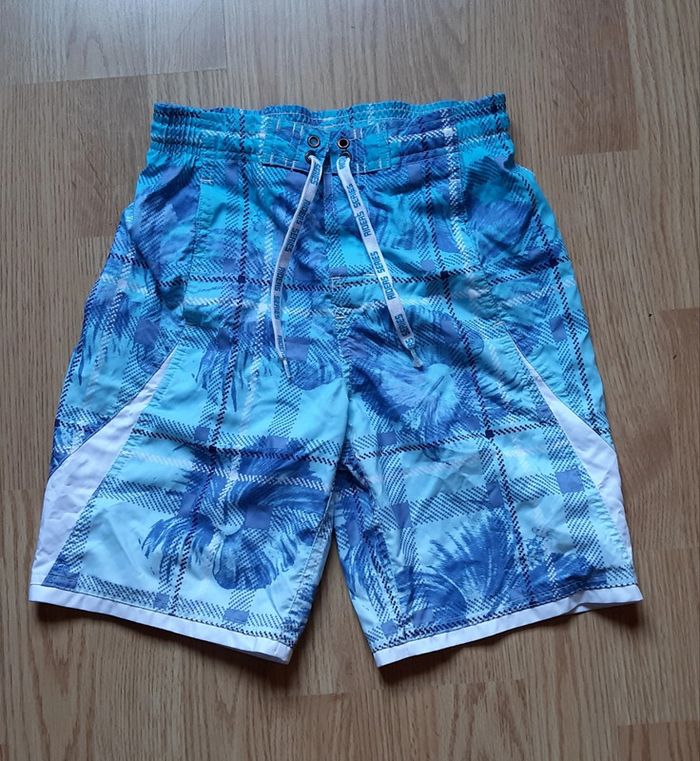 Maillot de bain taille 128/ Zwembroek M128