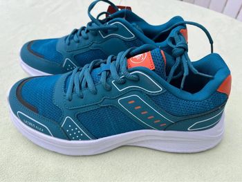 Basket running ultra flex bleu et orange taille 40