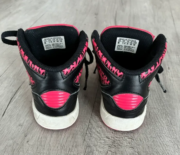 Adidas noires 25 - photo numéro 3