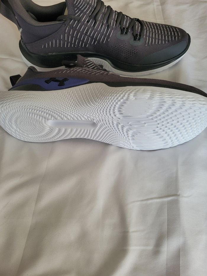 Baskets 45 under armour - photo numéro 8