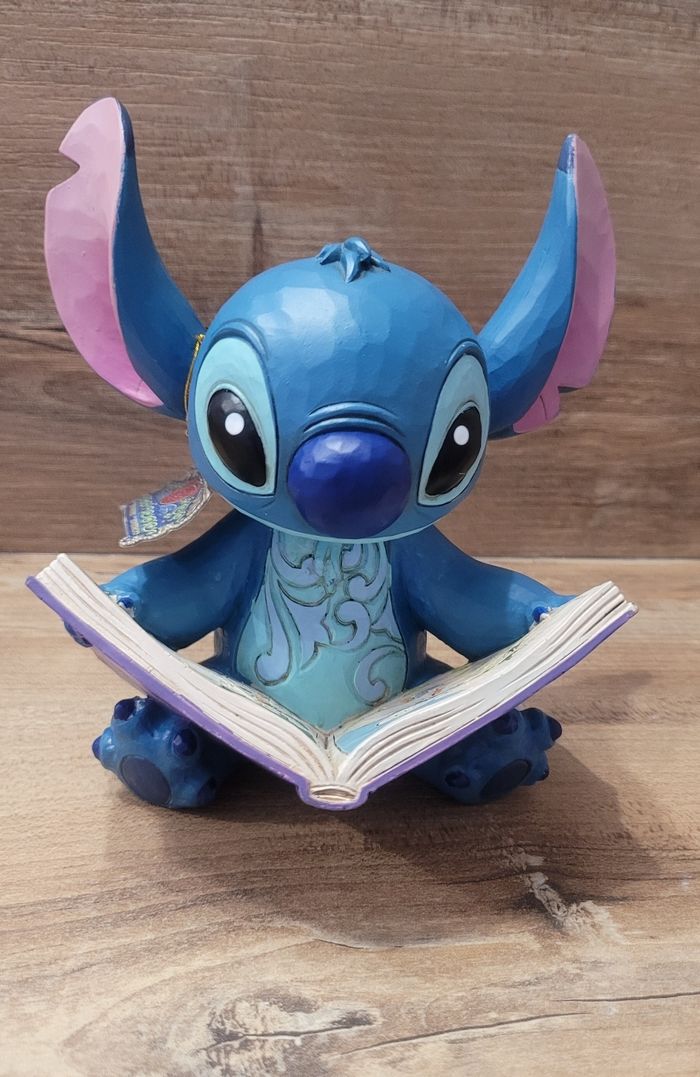 Figurine Disney traditions stitch storybook