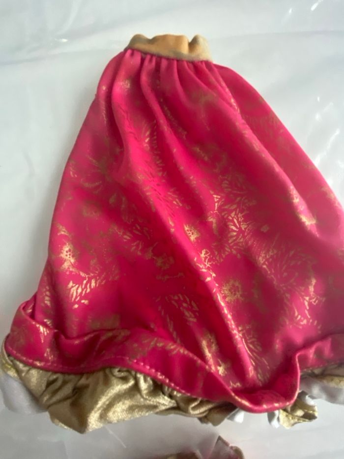 Lot Vêtements Poupée Barbie / Disney – Jupe & Surjupe Rose & Or - photo numéro 2