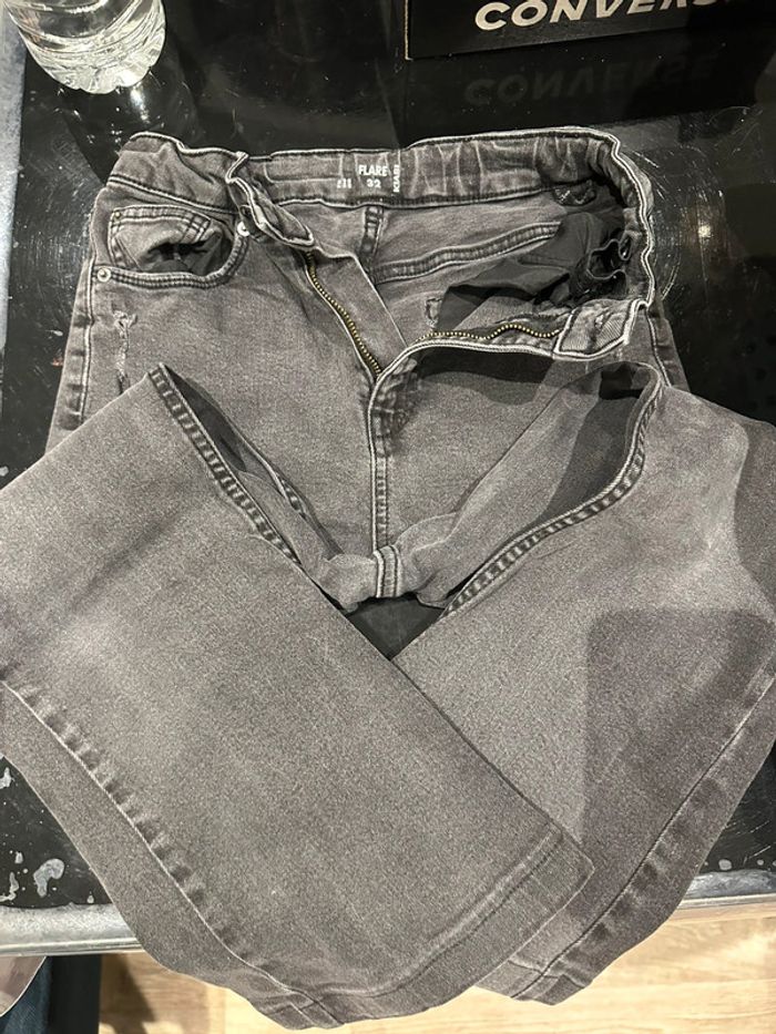 Lot de 4 pantalons et 2 shorts taille 12 ans - photo numéro 4