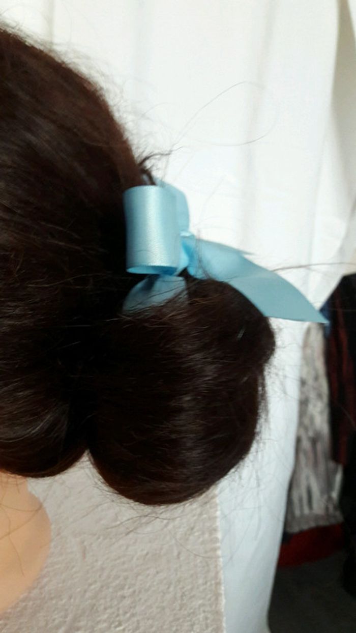 Ruban et chouchou pour chignon - photo numéro 3