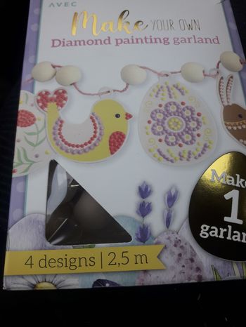 Pâques guirlande de peinture