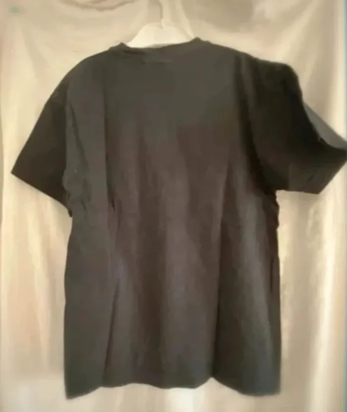 Tee-shirt - photo numéro 2