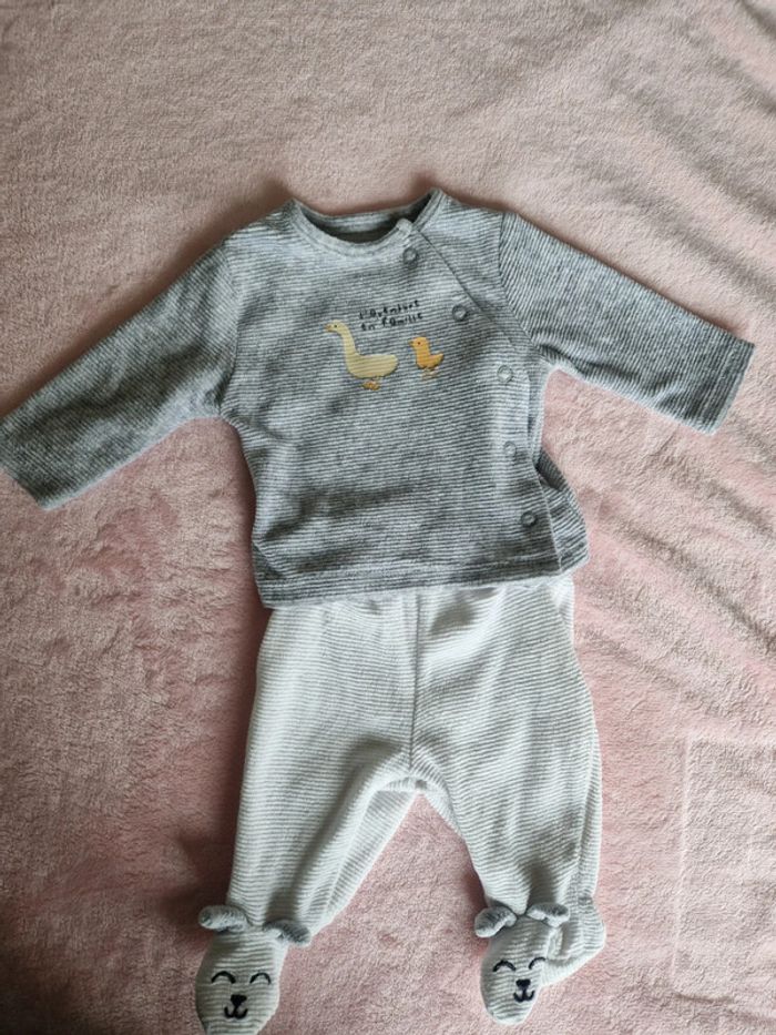 Ensemble T 0 mois đ€ kiabi - photo numĂ©ro 1