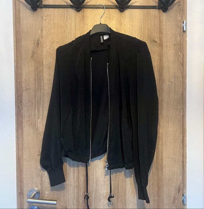 Veste noir - photo numéro 4