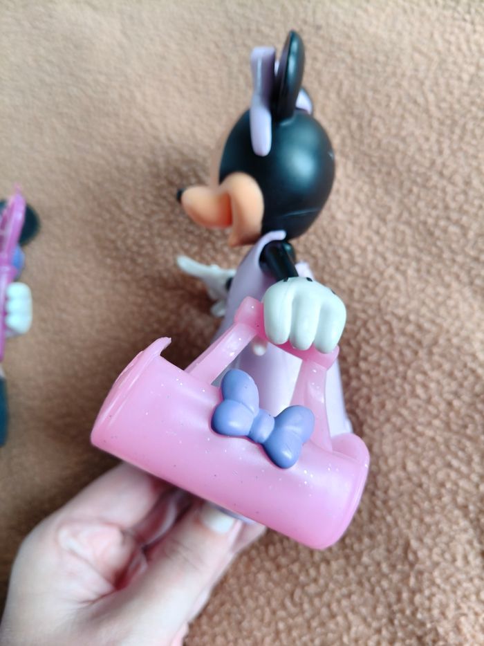 Lot de 2 Minnie avec robes chaussures et accessoires - photo numéro 3