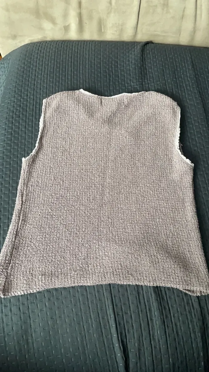 pull vieux rose sans manche - photo numéro 2