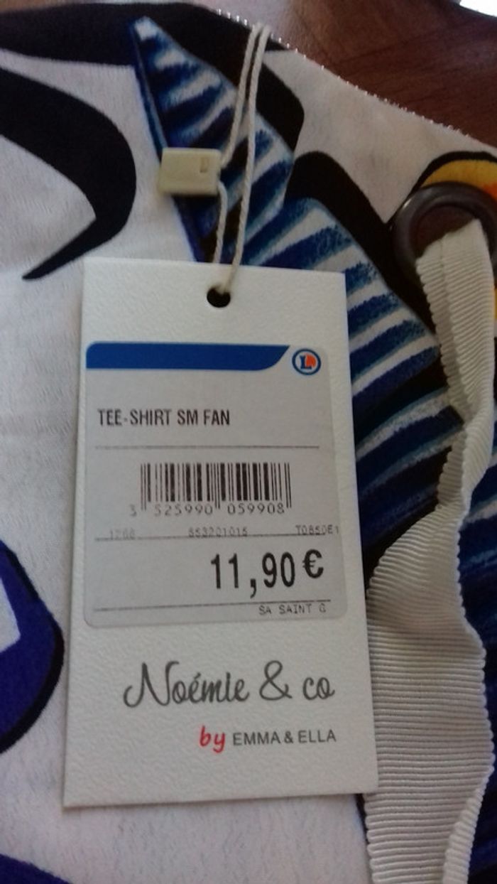 Top fleurie neuf - photo numéro 5