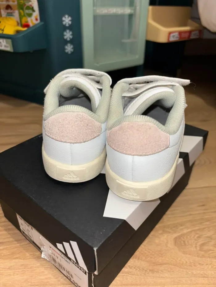 Baskets, Adidas, fille, taille 27 - photo numéro 4