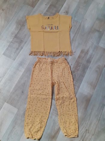 Pantalon sarouel et t-shirt fille moutarde 4 ans