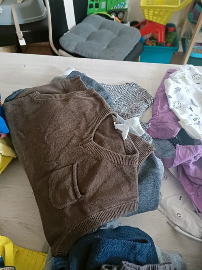 Lot vêtements garçon 6 ans - photo numéro 6
