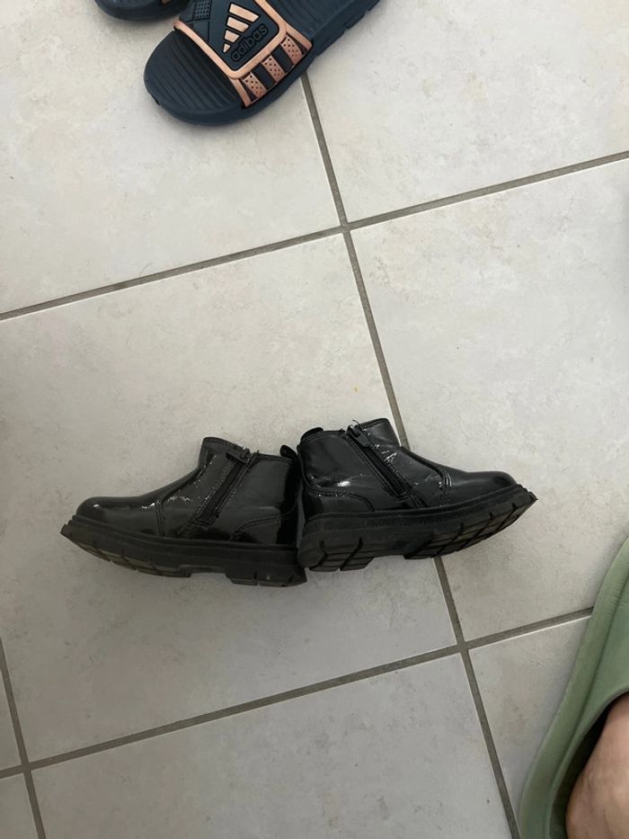 Bottines fille taille 21 Zara tres bonne etat tres peu porté - photo numéro 2