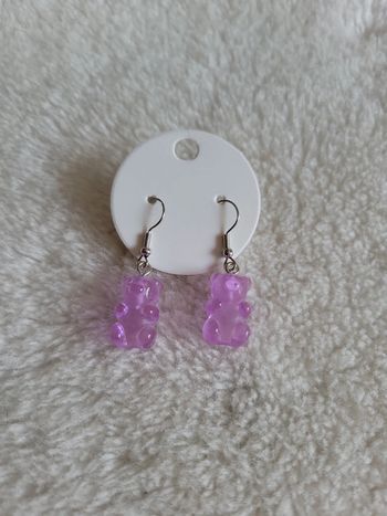 Boucles d oreilles nounours mauve.