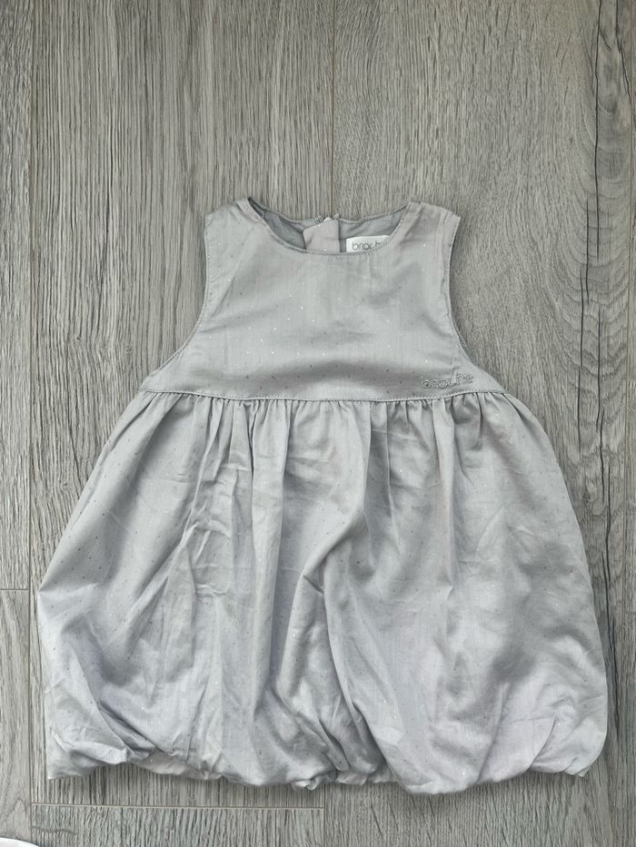 Robe grise à pois argentés + tee-shirt col Claudine – 3 mois - photo numéro 2