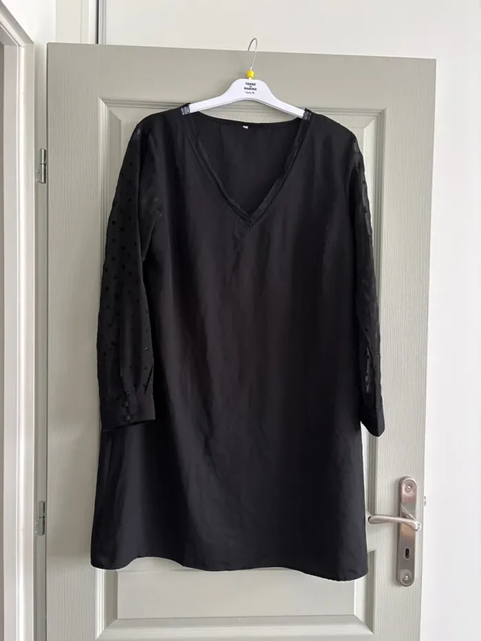 Robe col V