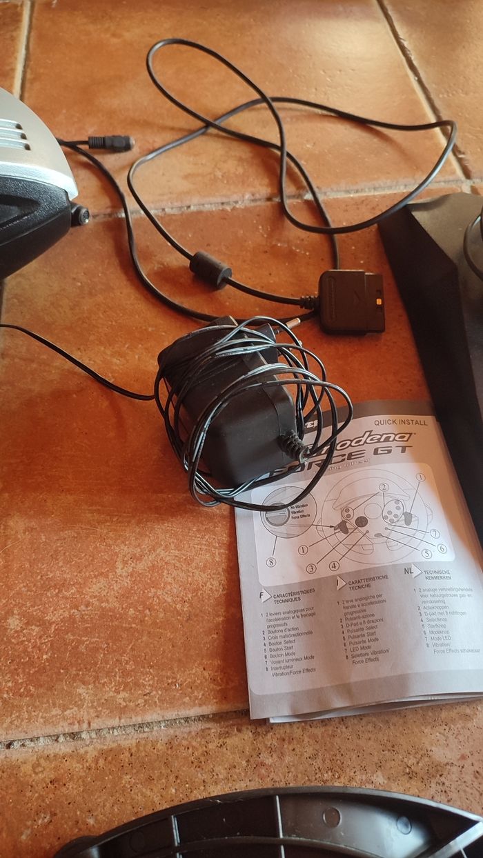 Volant thrustmaster pour console + jeux - photo numéro 4