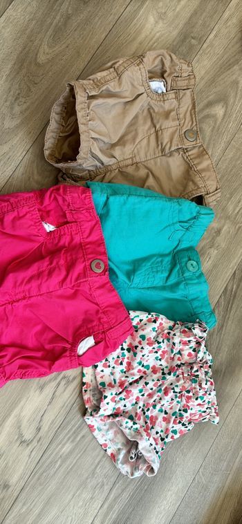 Lot de vêtements 1/3 mois fille