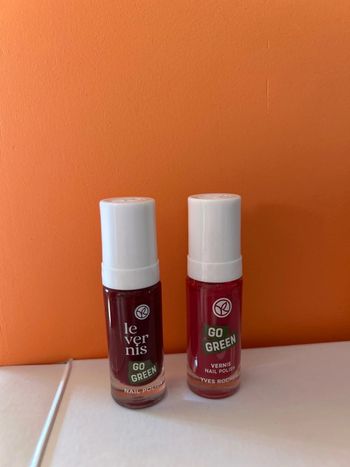 vernis rose et cerise Yves rocher