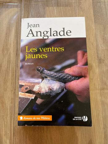 Livre les ventres jaunes