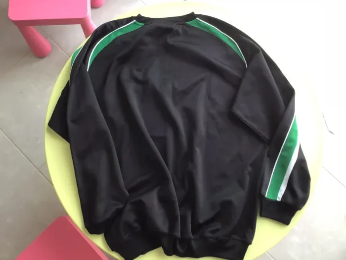 Pull homme - photo numéro 3