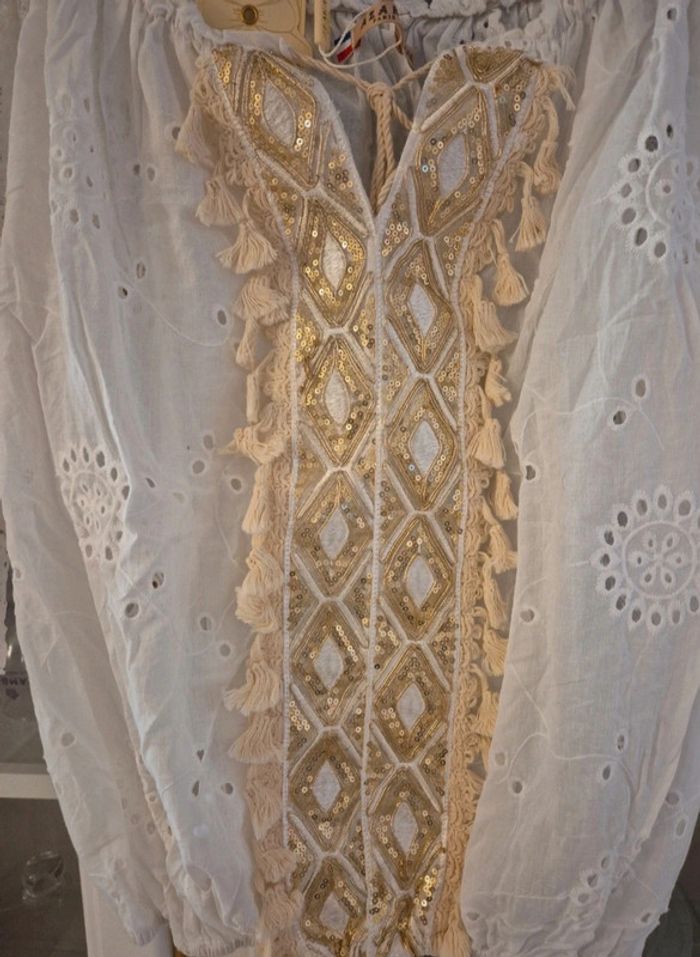 Ensemble bohème jupon et haut dentelle et broderies blanc et doré neuf T S/M - photo numéro 5