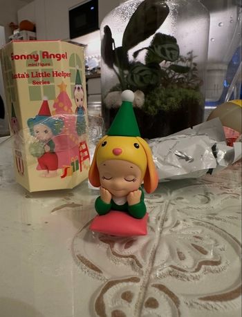 Sonny Angel Santa’s Little Helper (Noël)  lapin