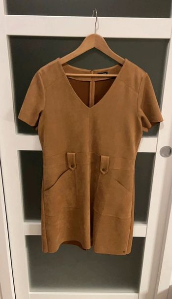 Robe en suédine