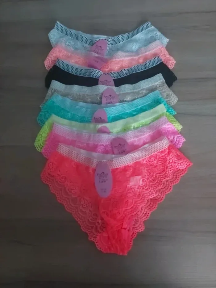 Lot de 5 shorty  tanga culotte femme taille M style dentelle couleur fluo avec etiquette
