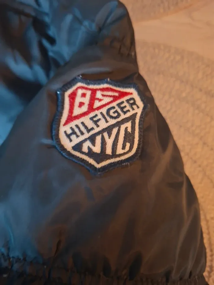 Doudoune Tommy Hilfiger Denim – Noire & Rouge – Taille M - photo numéro 4