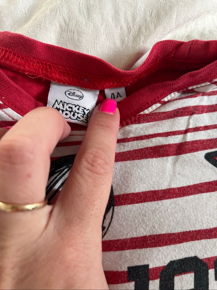 Pyjama short Mickey Mouse rouge 4A TBE - photo numéro 5