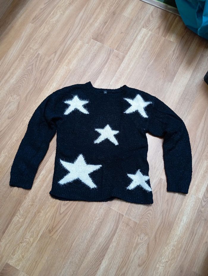 Lot vêtements 12 ans 2 tee-shirts, 1 jean et 1 pull - photo numéro 9