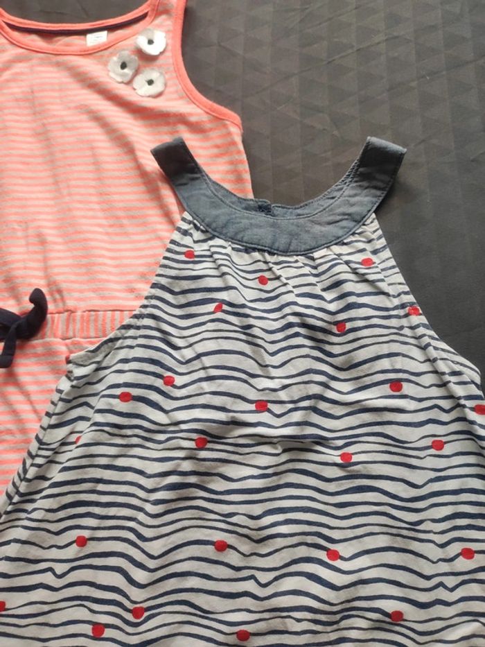 Deux robes obaibi 3 ans - photo numéro 2