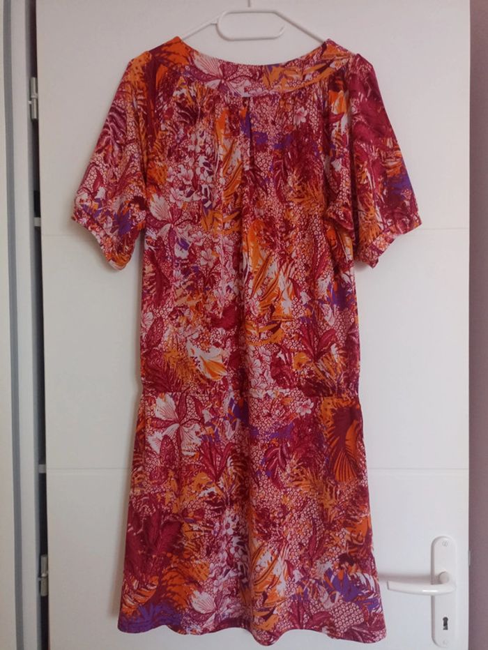 Robe manches courtes - photo numéro 2