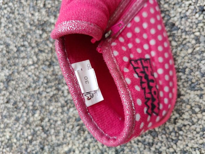 Chaussons Minnie taille 30 - photo numéro 5