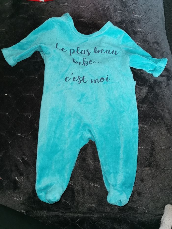 Lot de pyjamas - photo numéro 6