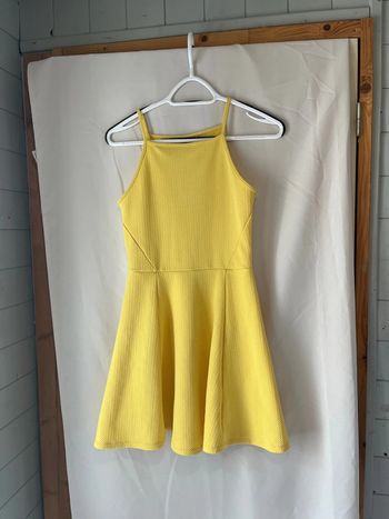 robe jaune