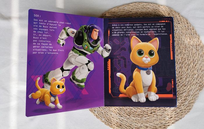 Livre 📙 Disney, comptines et figurines, buzz l'éclair, NEUF - photo numéro 10