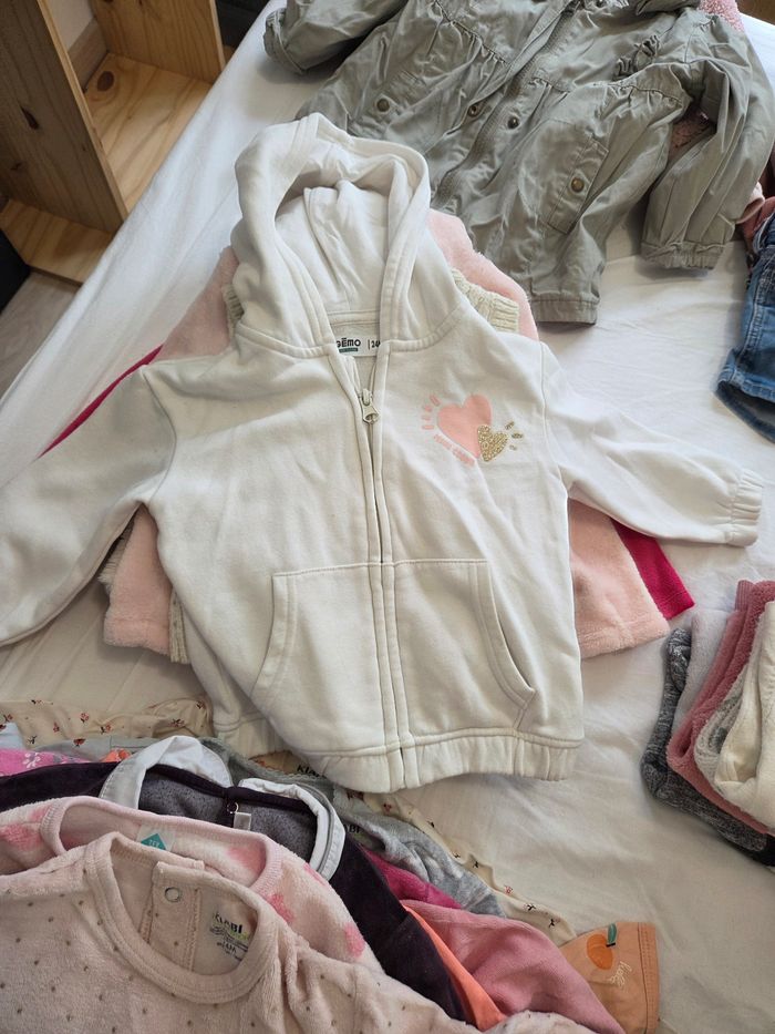 Lot vêtements 24 mois - photo numéro 6