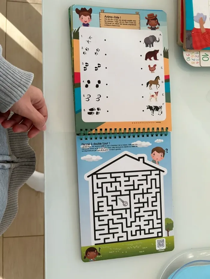 Livre effaçable mon carnet de voyage jeux 2 momes - photo numéro 5